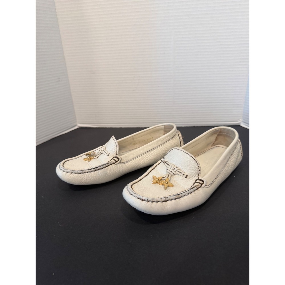 Louis Vuitton White Leather Monogram Flower Driving Moc Loafers 6.5